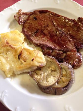 Hostal Esteba Restaurant