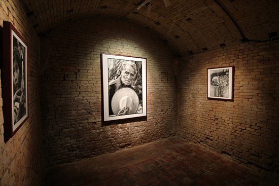 Espai Tonic Centre d'Investigacio Artistica