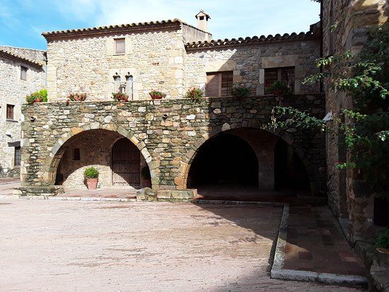Monasterio de Sant Miquel de Cruilles
